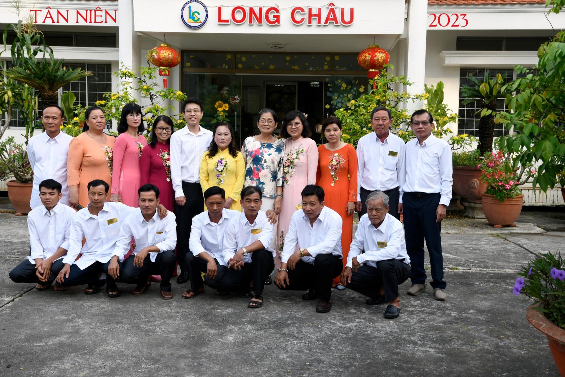 KÍNH CHÀO QUÝ KHÁCH HÀNG !
